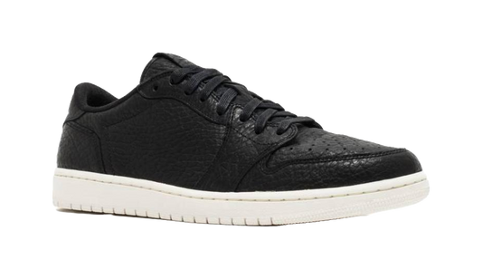 Jordan 1 Retro Low Swooshless Black vjkicks