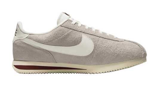 Nike Cortez Se Suede College Grey Dark Team Red Coconut Milk Sail vjkicks