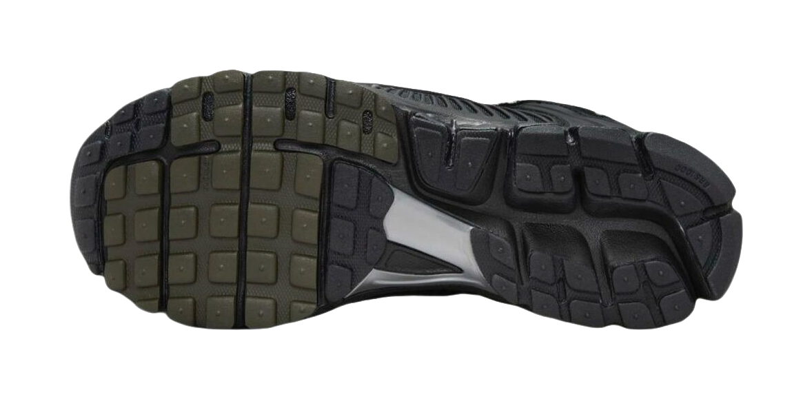 Nike Zoom Vomero 5 Black Sequoia vjkicks