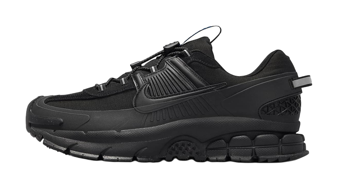 Nike Zoom Vomero Roam Triple Black vjkicks
