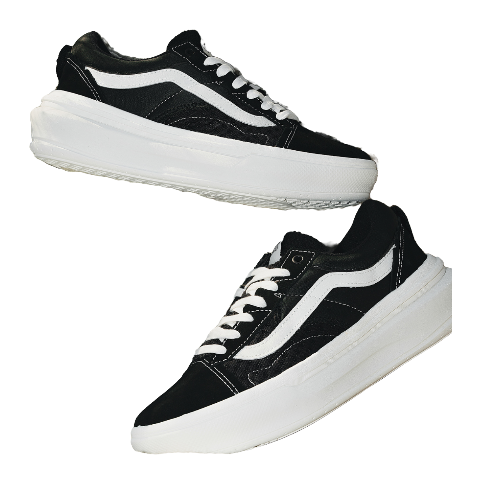 Vans Old Skool Overt Plus ComfyCush Black White vjkicks