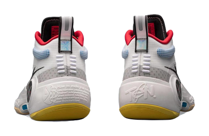 LINING Way Of Wade 10 X - Test R1 vjkicks