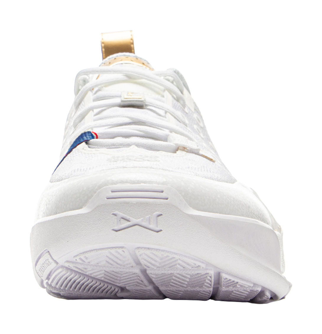 LiNing Anti Slip Wear Resistant Low Top Basketball Shoes Mens White vjkicks