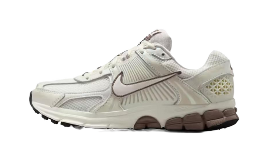 Nike Zoom Vomero 5 Sail Mink Brown Black Womens vjkicks