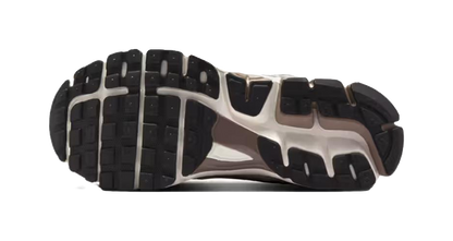 Nike Zoom Vomero 5 Sail Mink Brown Black Womens vjkicks