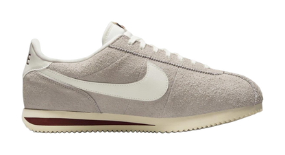 Nike Cortez Se Suede College Grey Dark Team Red Coconut Milk Sail vjkicks