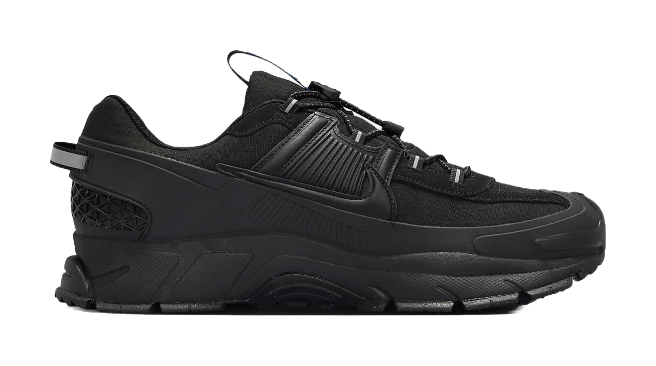 Nike Zoom Vomero Roam Triple Black vjkicks